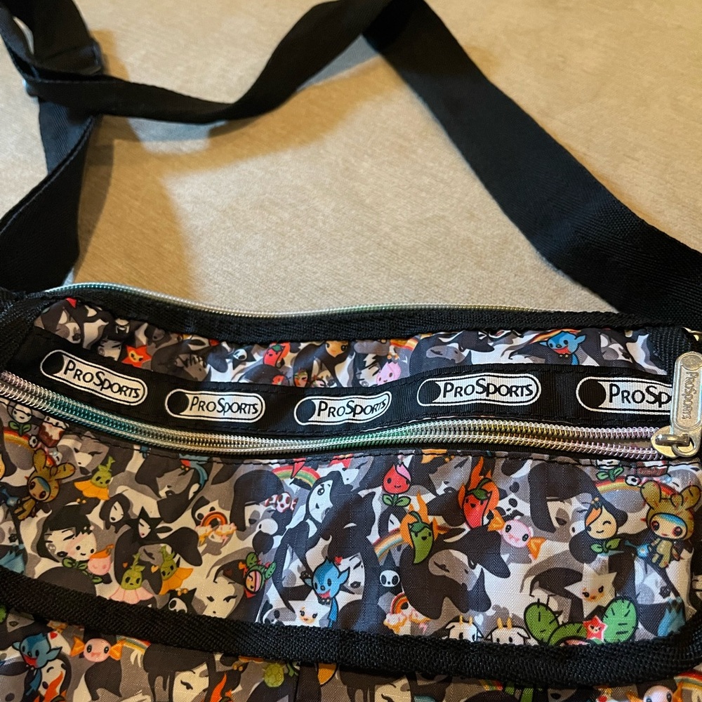 ProSports Flower Spring purse - Picture 7 of 10